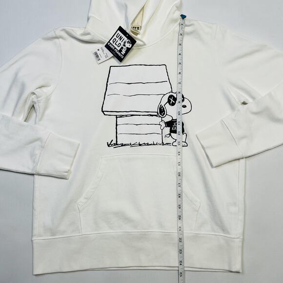 Uniqlo KAWS Peanuts Hoodie Mens Medium White Snoopy Joe Kaws Graphic Sweatshirt - Picture 6 of 9